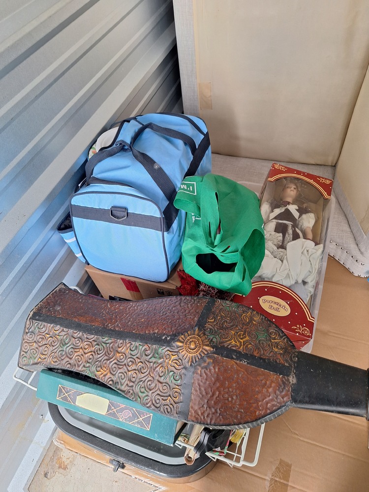 2771 -StorageMart  Wonderland Road North  auction IB-2468 90