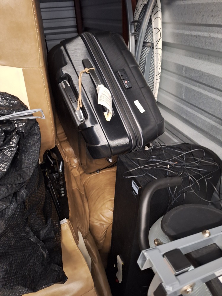 2771 -StorageMart  Wonderland Road North  auction IB-2323 20