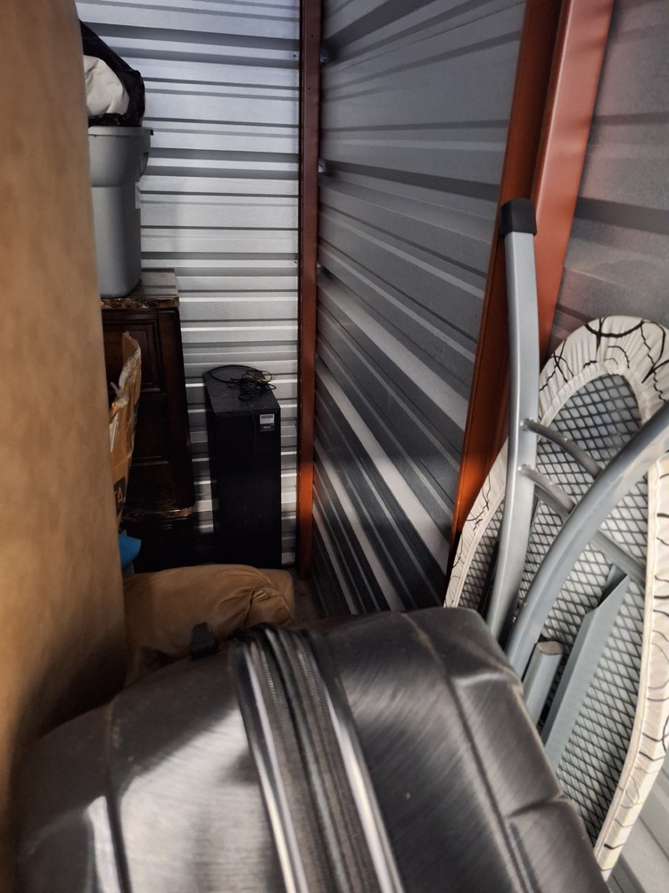 2771 -StorageMart  Wonderland Road North  auction IB-2323 80