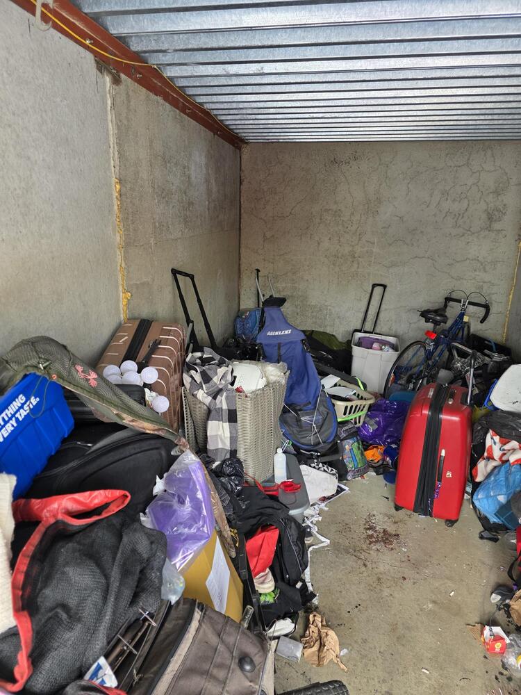 3310 - StorageMart Yellowhead Hwy & Winterburn  auction IB-7268 30