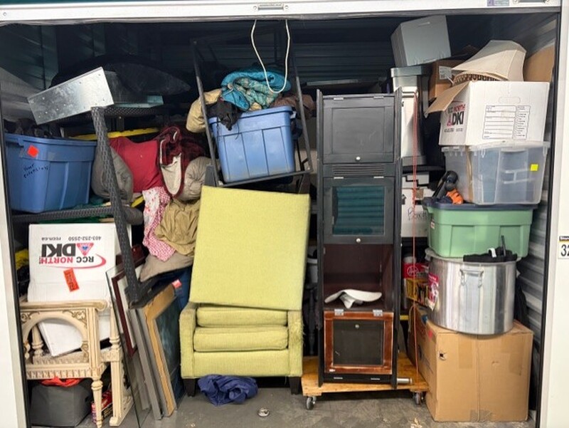 3308 - StorageMart Blackfoot and 42nd  auction IB-8556 10