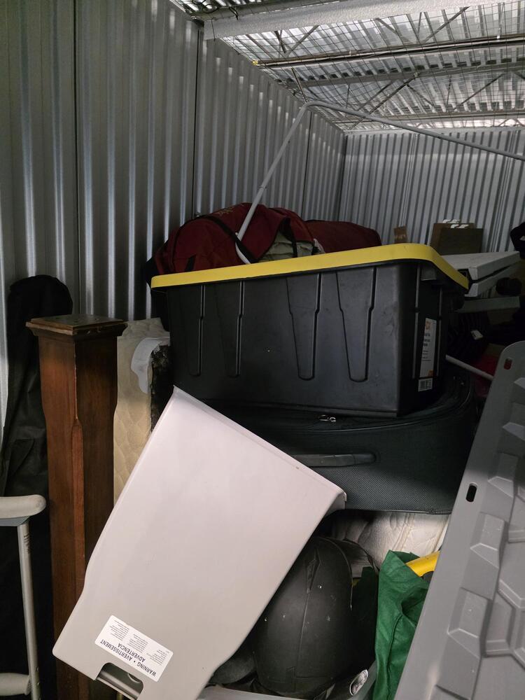 3401 - StorageMart SE Marine Dr & Knight St  auction IB-9799 40