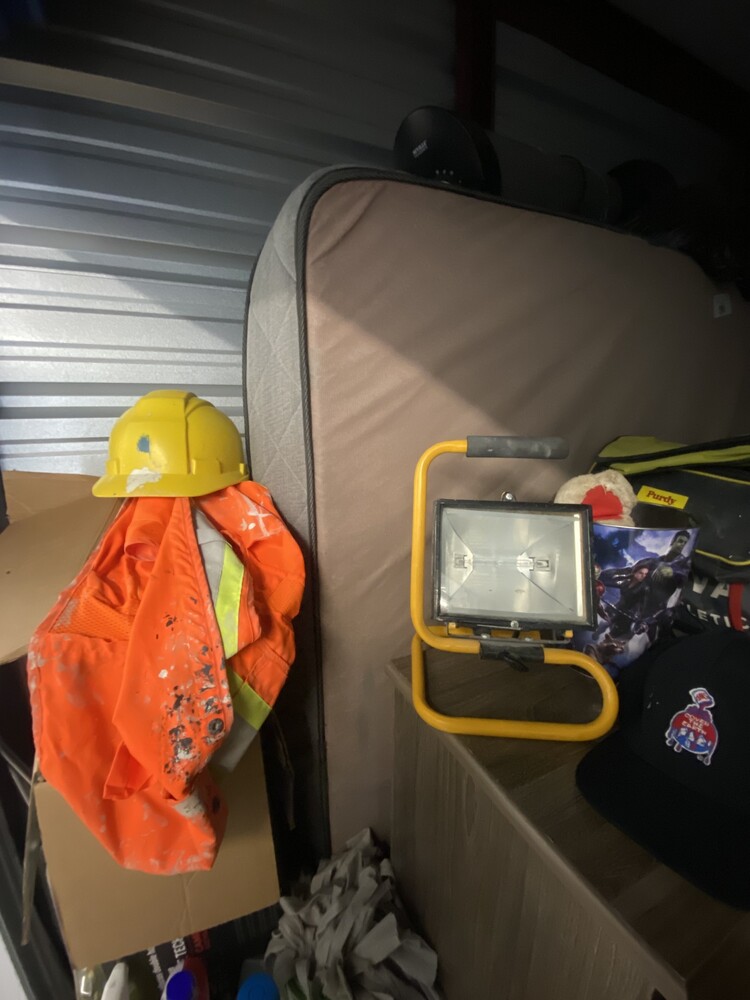 2771 -StorageMart  Wonderland Road North  auction IB-8521 30