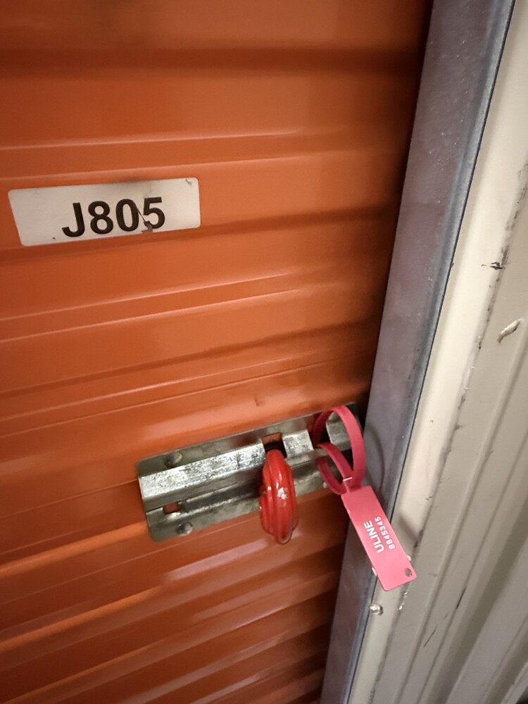 Montreal Mini-Storage - Jarry  auction IB-3250