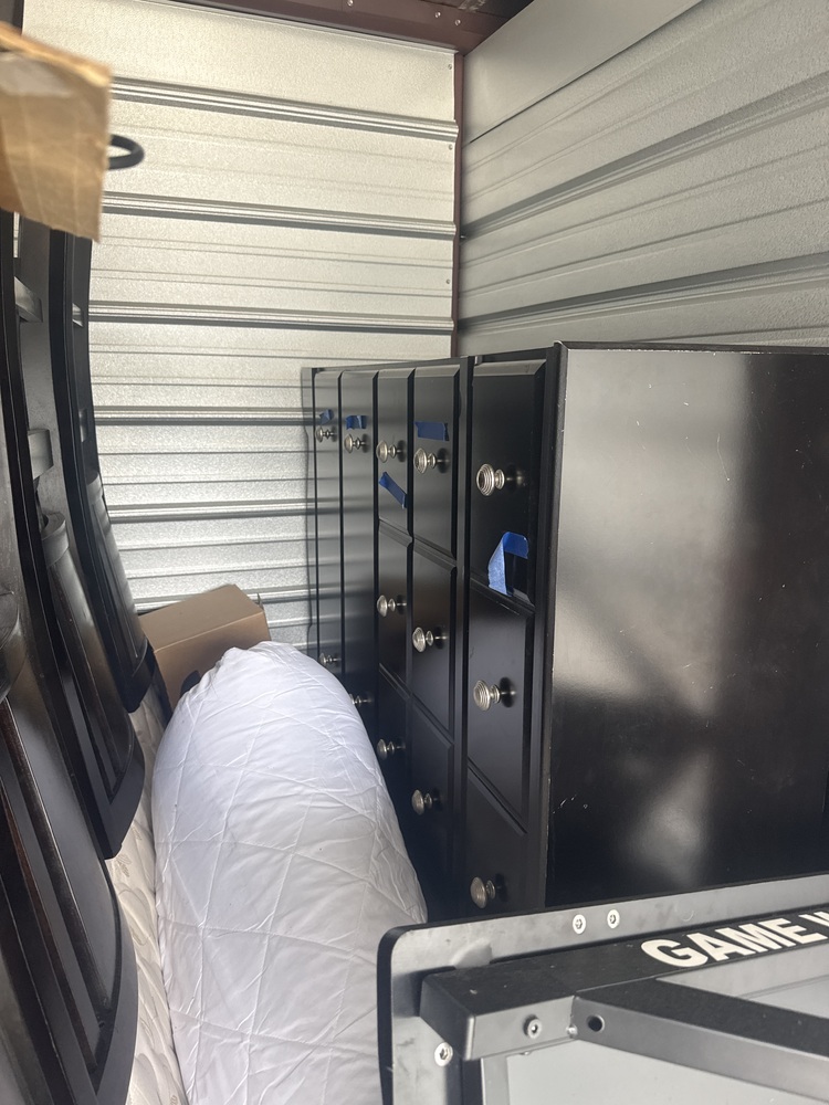 Air Base Mini Storage - Dover  auction IB-1572 10