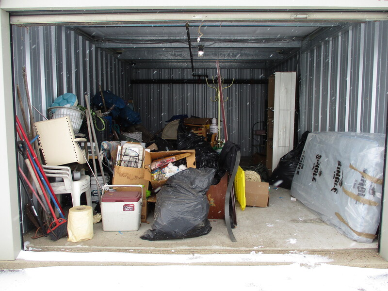 3201 -StorageMart  Hwy 11 & Clarence Ave S   auction IB-2373