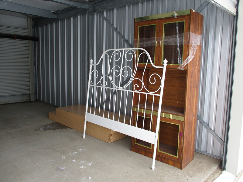 3201 -StorageMart  Hwy 11 & Clarence Ave S   auction IB-1530 10