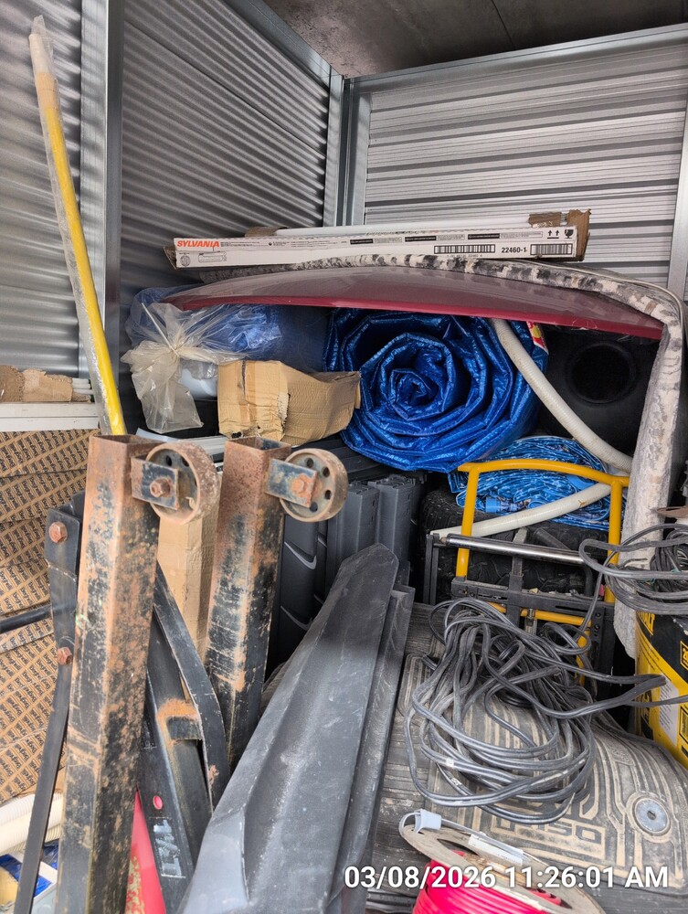 Storage of Stoney Creek  auction IB-2404 20