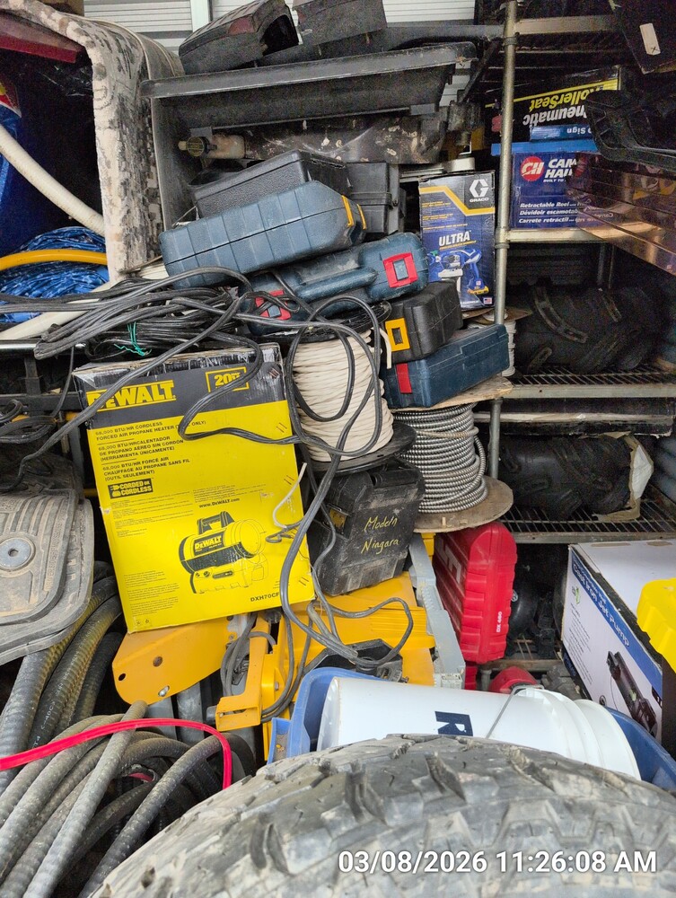 Storage of Stoney Creek  auction IB-2404 50