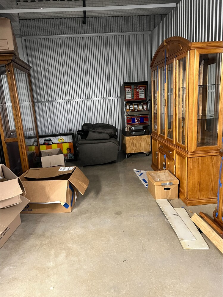 1-800-Self-Storage.com of Plymouth  auction IB-1207