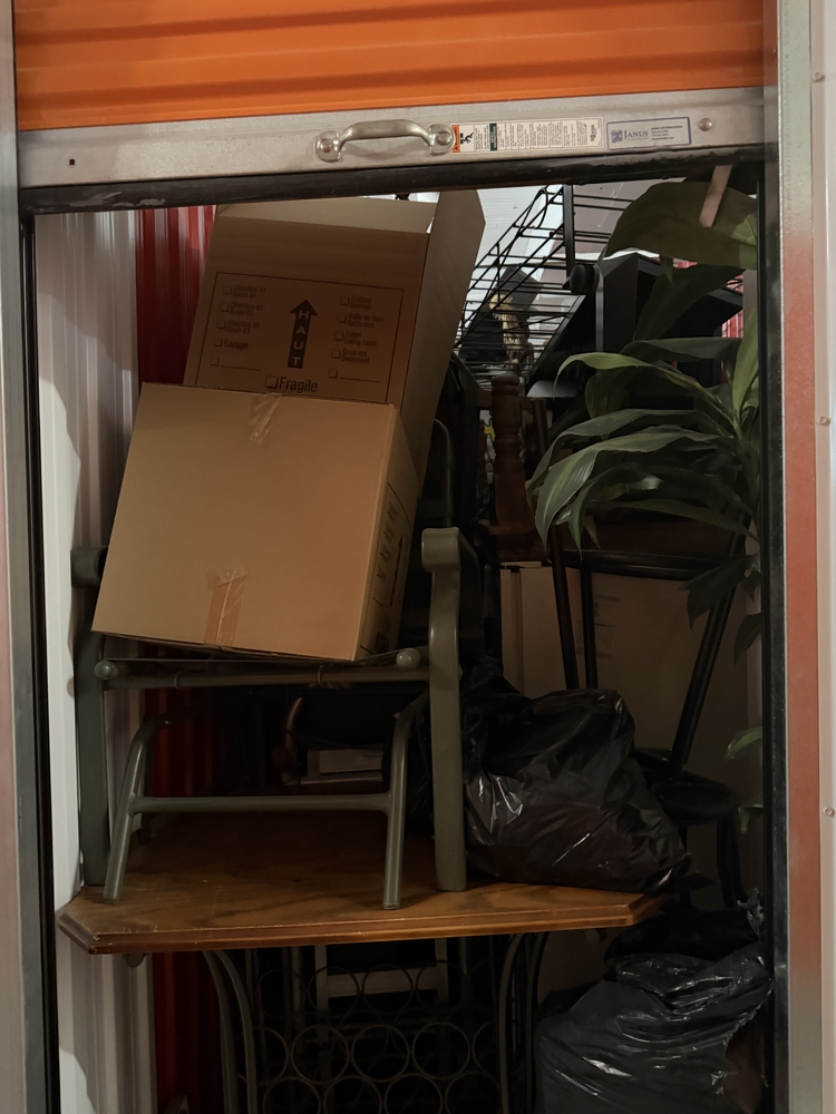 Montreal Mini-Storage - Canal  auction IB-5447 90