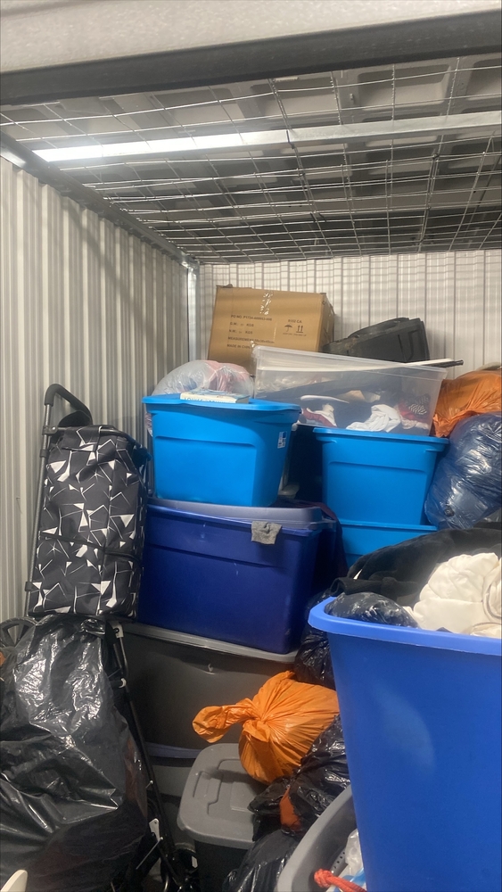 Montreal Mini-Storage - Dollard  auction IB-2583 80