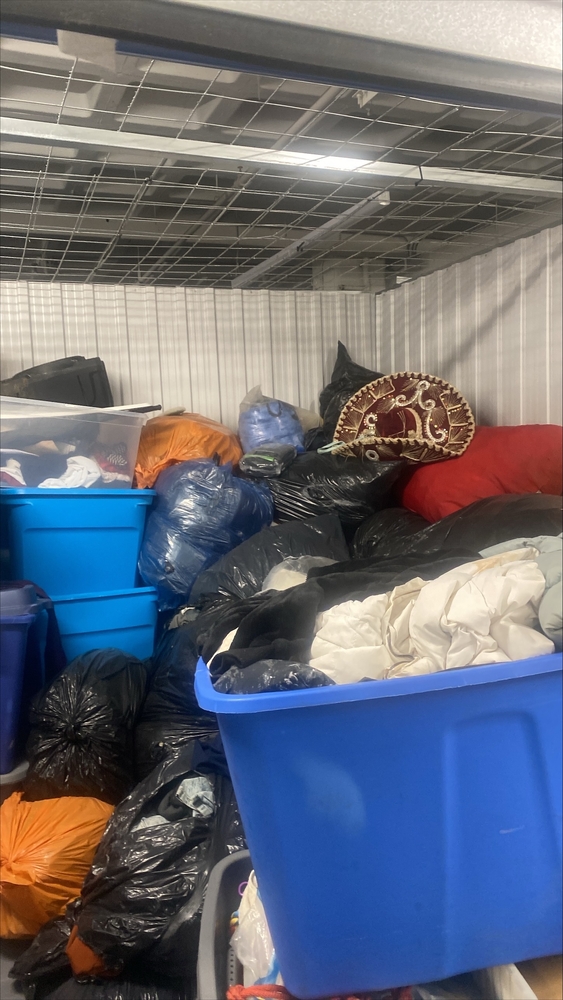 Montreal Mini-Storage - Dollard  auction IB-2583 90