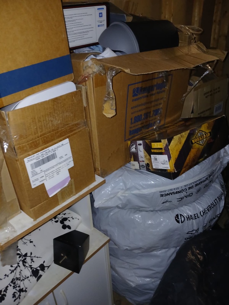 3102 - StorageMart St-Leonard  auction IB-4307 30