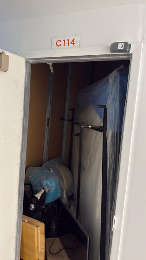 Public Storage P0013 -Hobson Ave   auction IB-6575