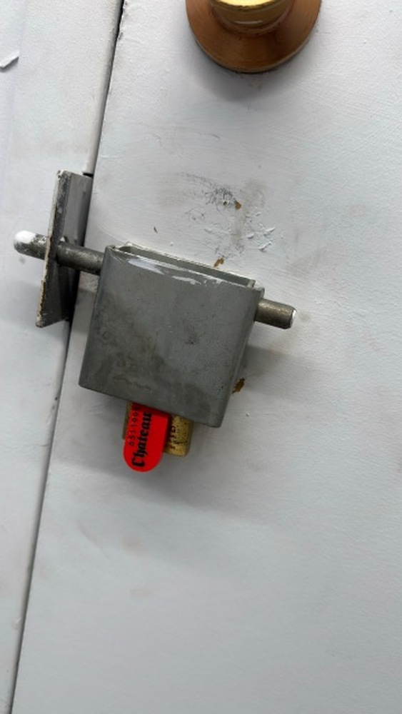 Public Storage P0013 -Hobson Ave   auction IB-4990 10