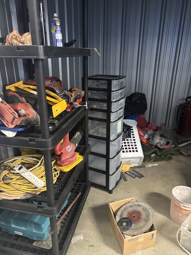 SmartStop Self Storage - North York Dufferin  auction IB-1456 10