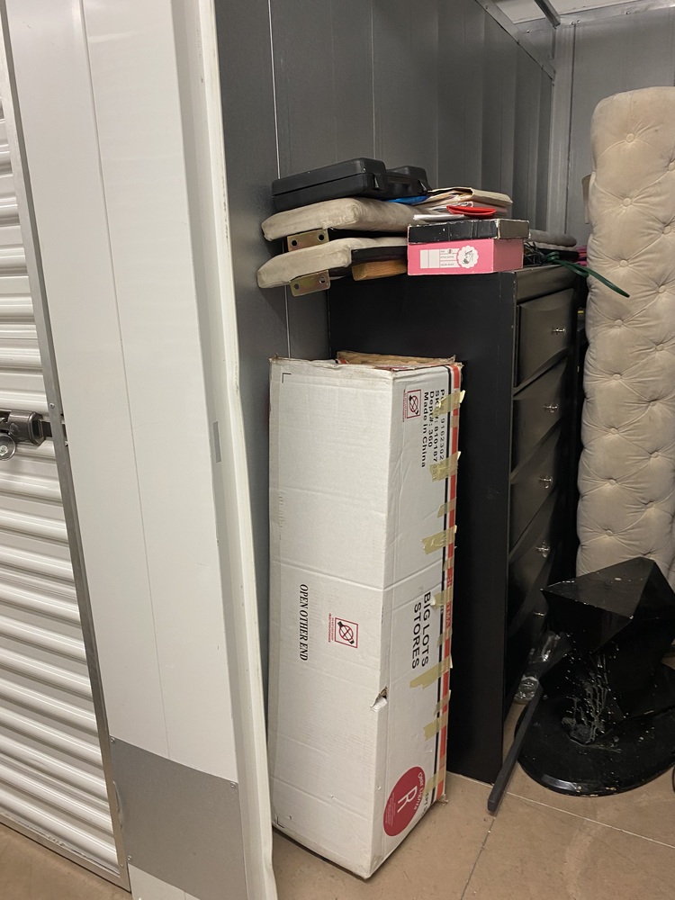 STORExpress - McKeesrocks  auction IB-1576 10