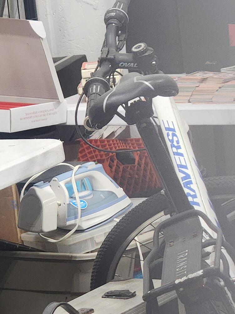 Rossi`s Flea Market - North Versailles  auction IB-4472 40