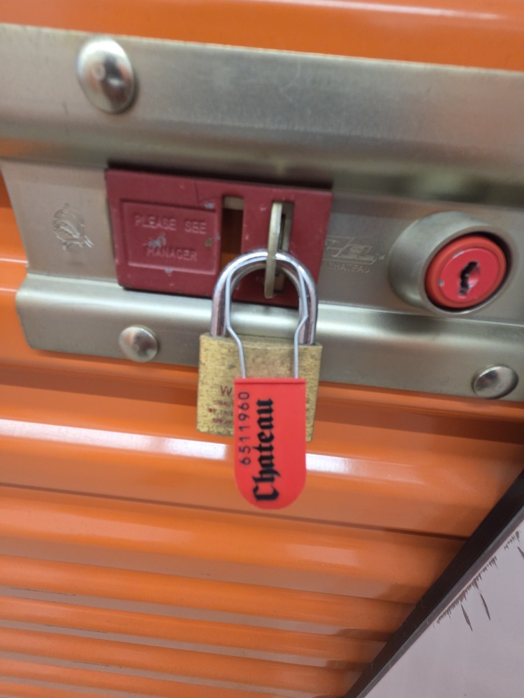 Public Storage P0046 -Estate Dr  auction IB-5425