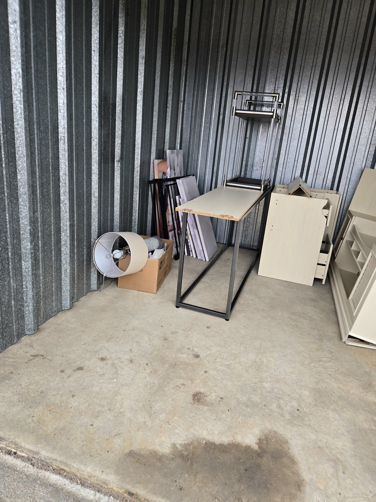 1-800-Self-Storage.com of Grand Blanc  auction IB-2084 10