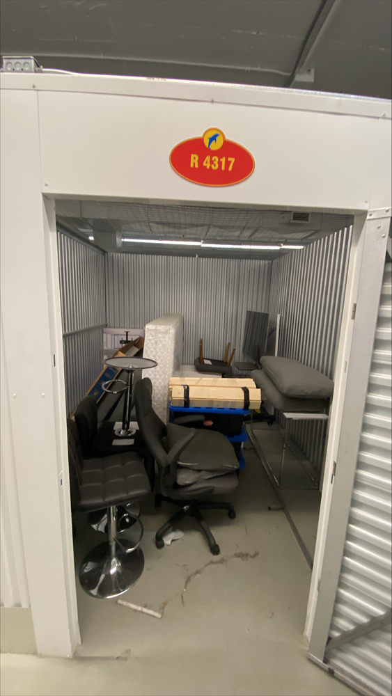 Montreal Mini-Storage - St-Laurent  auction IB-3254