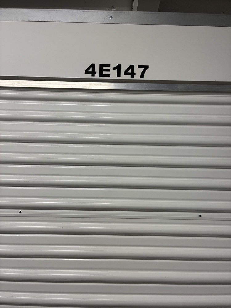 STORExpress - McKeesrocks  auction IB-8387