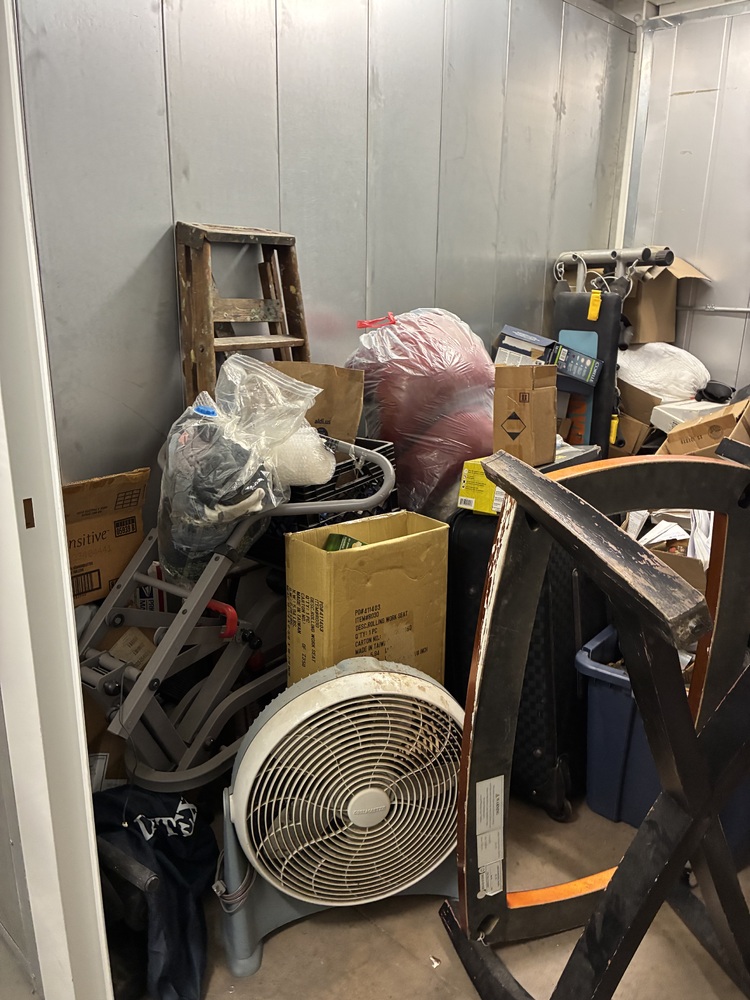 STORExpress - McKeesrocks  auction IB-8387 10