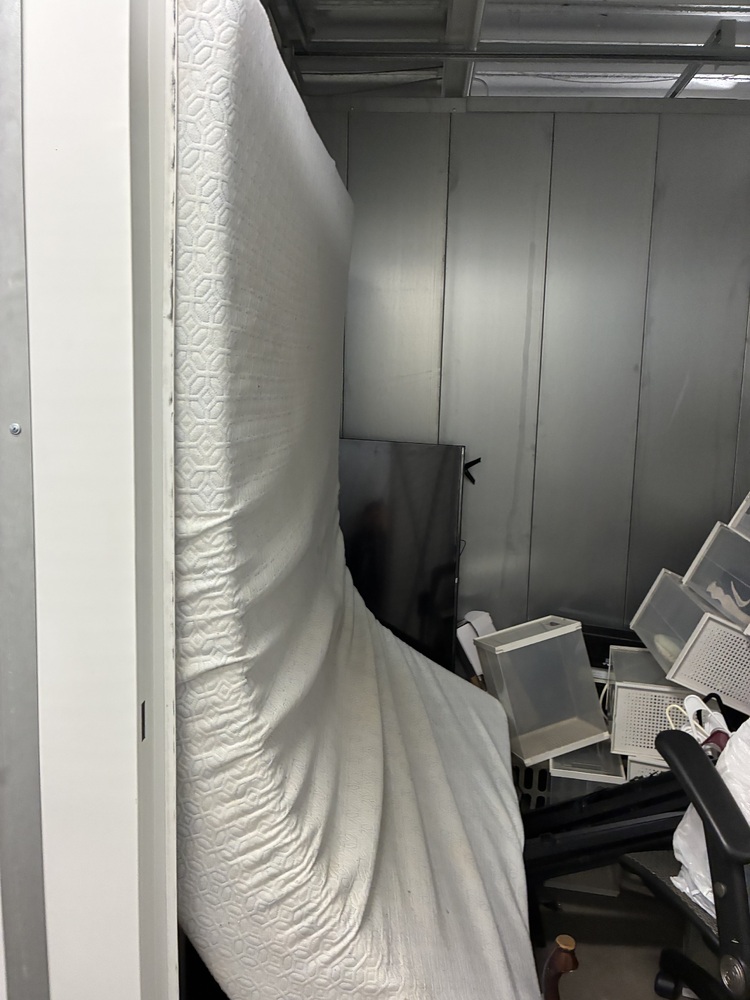 STORExpress - McKeesrocks  auction IB-2495 10