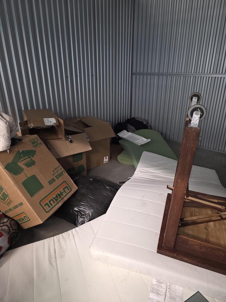 3401 - StorageMart SE Marine Dr & Knight St  auction IB-7994 10