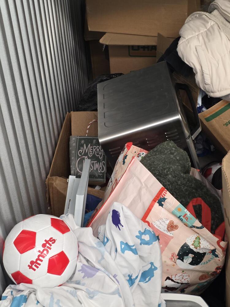 3401 - StorageMart SE Marine Dr & Knight St  auction IB-7994 20