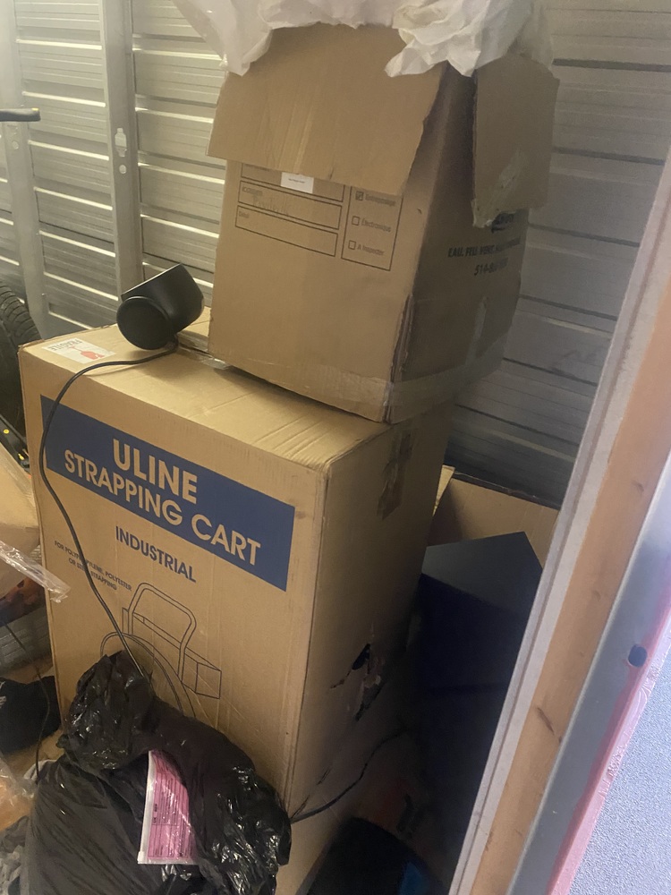 3107 -StorageMart  Downtown  auction IB-1938 120