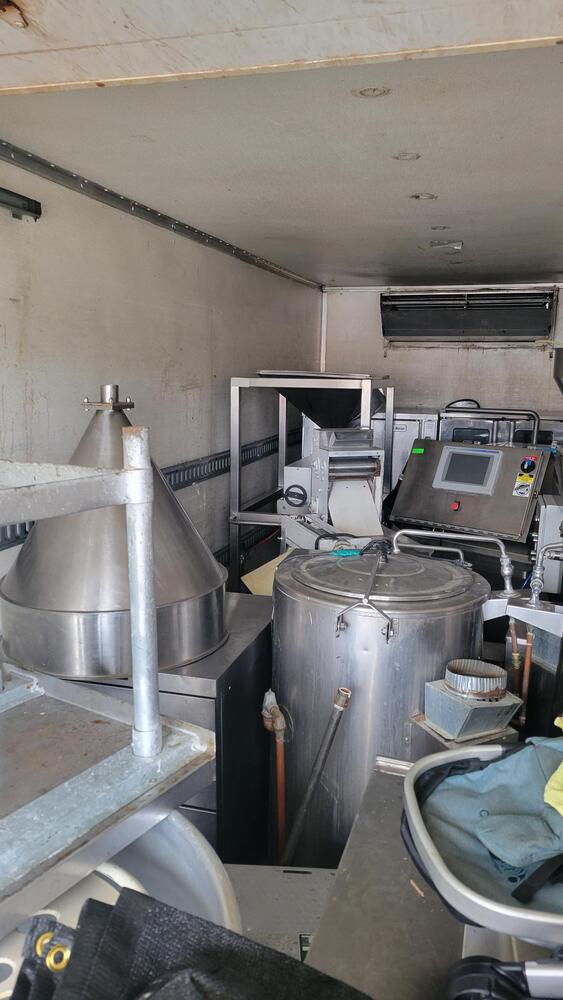 3021 - StorageMart OConnor Drive Toronto  auction IB-4817 30