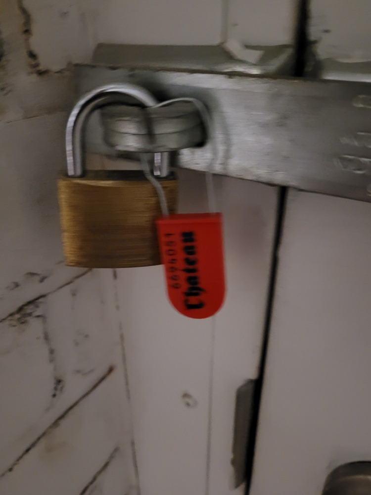 Public Storage P0038 -Jefferson Ave  auction IB-4735 70