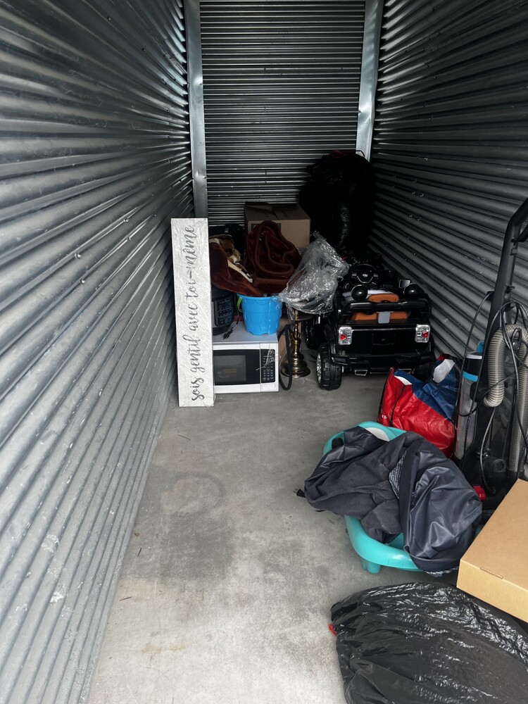 3017 - StorageMart Weston Rd Woodbridge  auction IB-7139