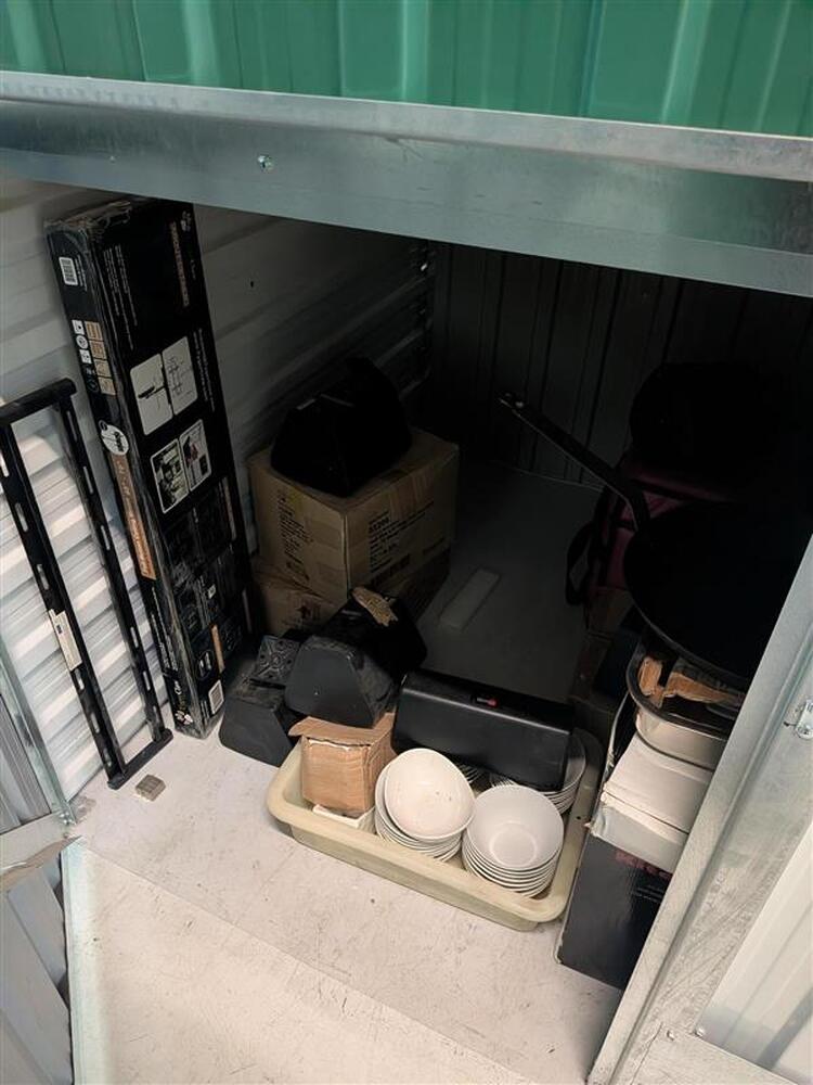 Montreal Mini-Storage - Beaumont  auction IB-8834 40