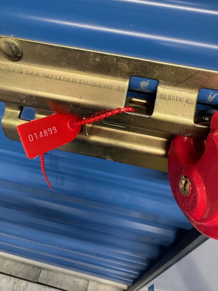 SmartStop Self Storage - Toronto - Dupont  auction IB-7140 70