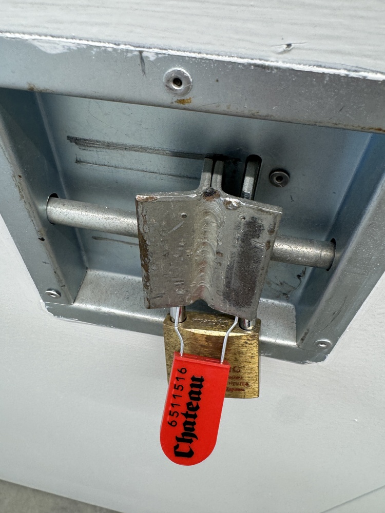 Public Storage P0016 -Timberlea Blvd  auction IB-1067