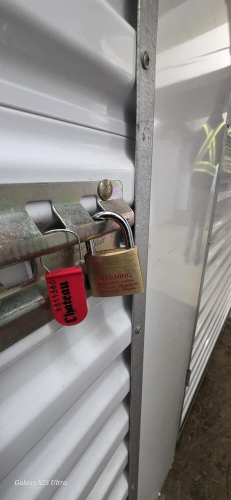 Public Storage P0063 -Hess St  auction IB-7238