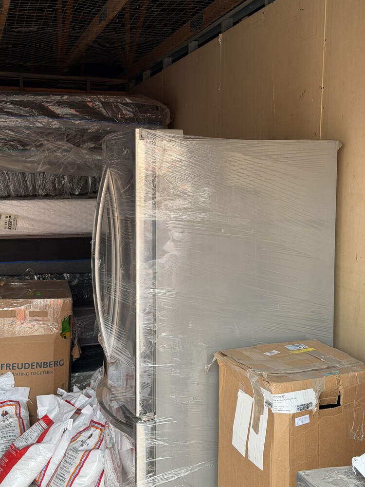 Public Storage P0017 -Derry Rd E  auction IB-4537 10