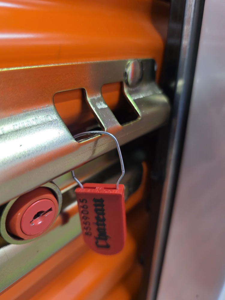 Public Storage P0059 - Romina Dr.  auction IB-8639 10