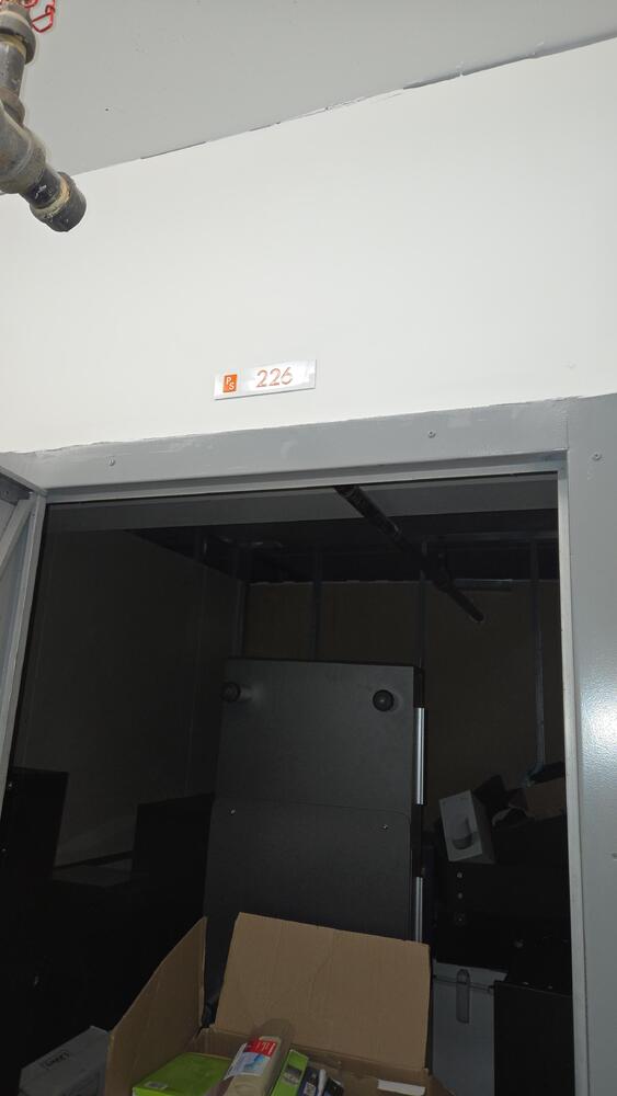 Public Storage P0031-rue d`Iberville  auction IB-4465