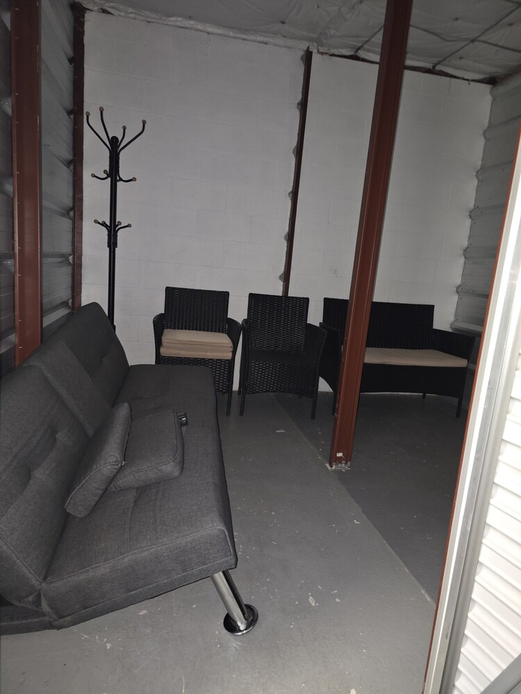 3003 -StorageMart  Adelaide St  auction IB-3241 10