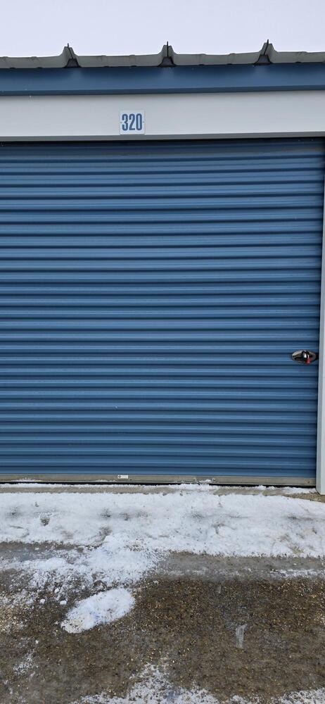 SmartStop Self Storage - 29 McKenzie Cres  auction IB-5459