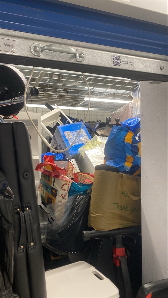 Montreal Mini-Storage - Dollard  auction IB-8734 90