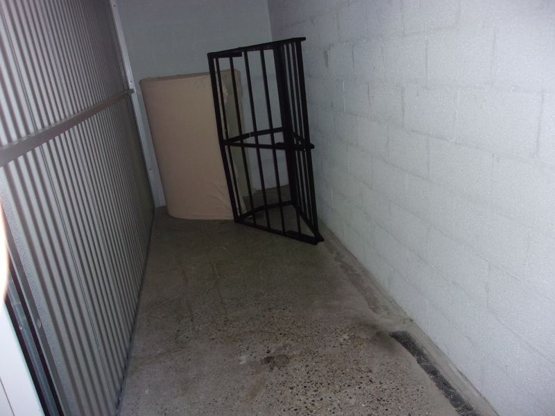 1-800-Self-Storage (8 Mile)  auction IB-8082 10