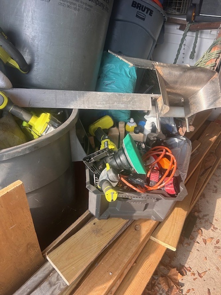 Advantage Self Storage - Piney Creek Chester MD  auction IB-3509 40