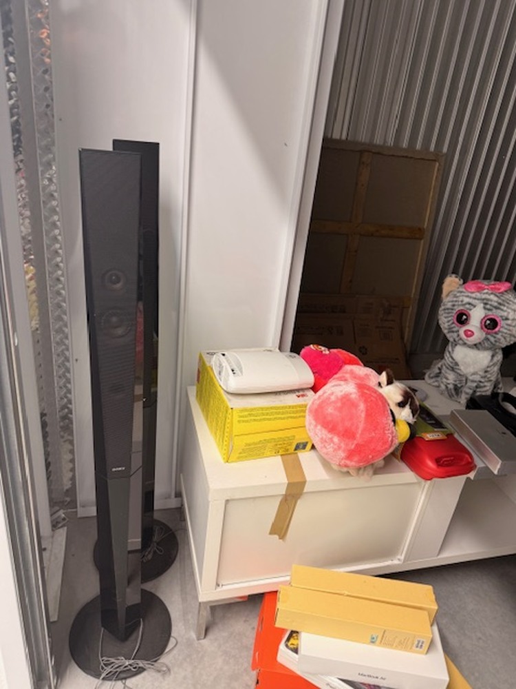 SmartStop Self Storage - Esandar Toronto  auction IB-1879