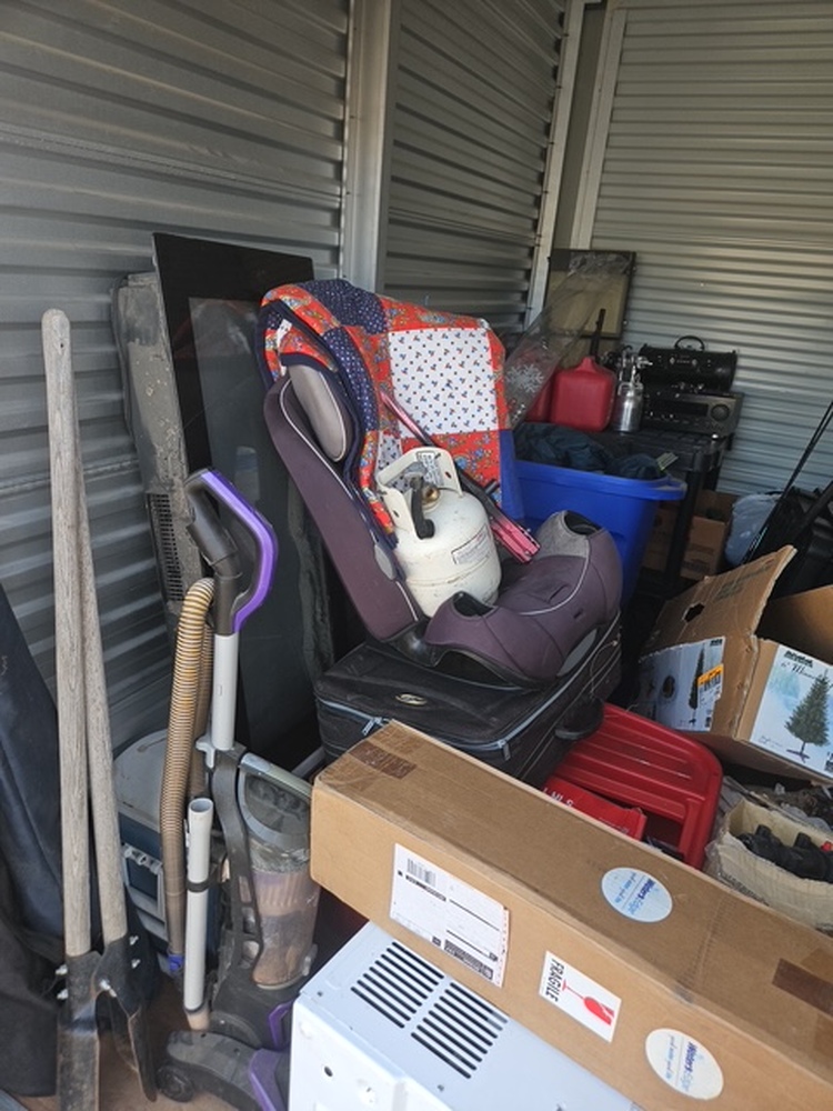 Bradley Storage  auction IB-8852 30