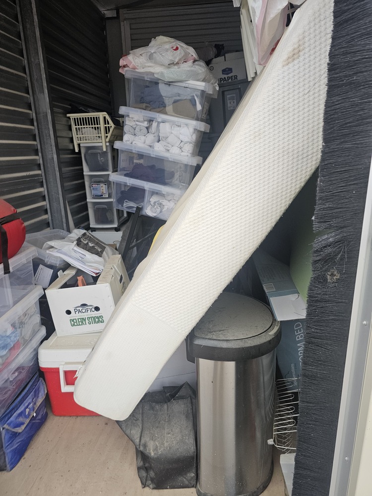 Bradley Storage  auction IB-8106 20